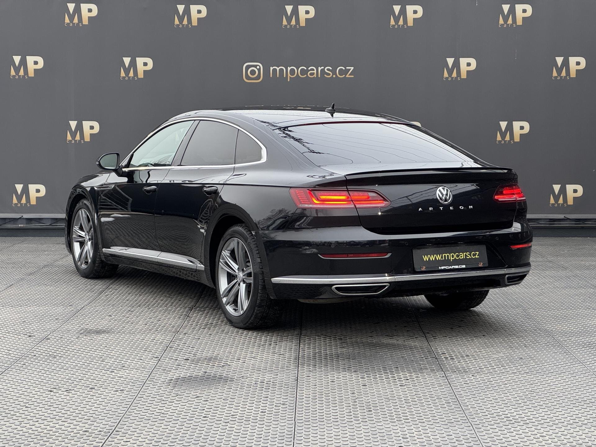 Volkswagen Arteon Liftback 2,0 l 176 kw