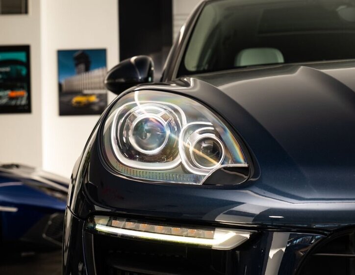 Porsche Macan 24