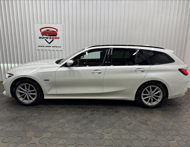 BMW Řada 3 Kombi 2,0 l 215 kw
