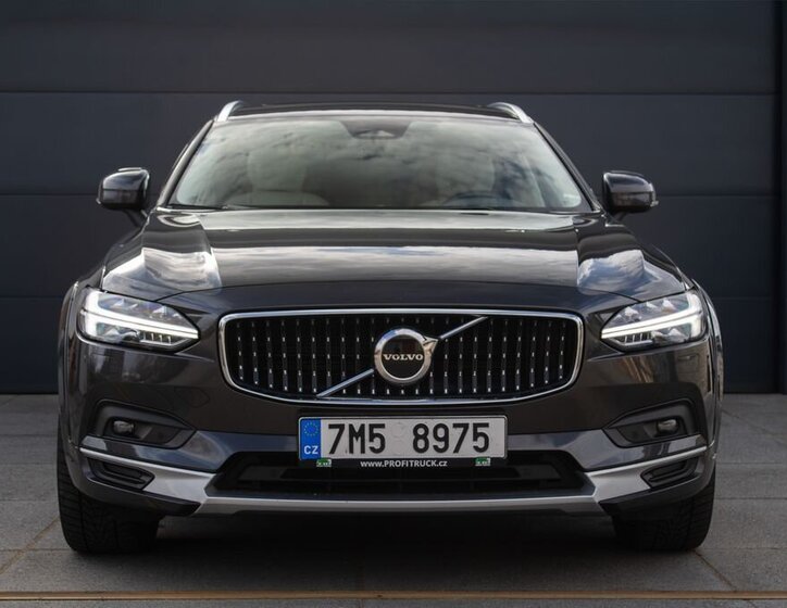 Volvo V90 Kombi 2,0 l 173 kw