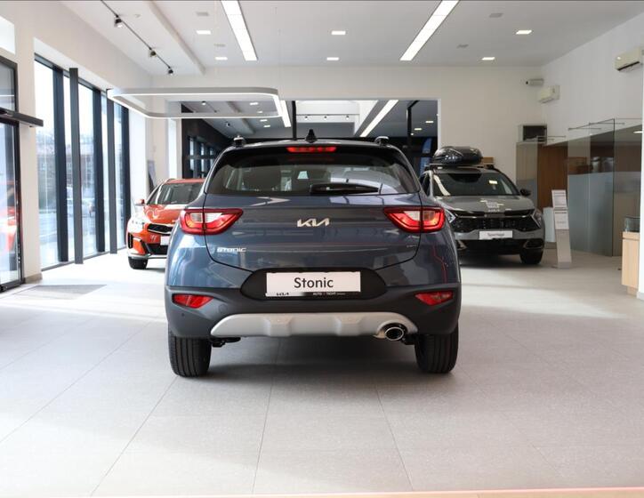 KIA Stonic 6