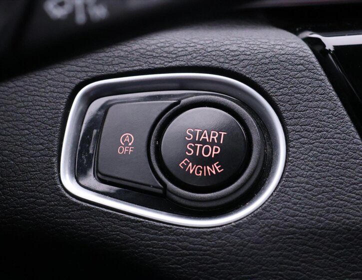 BMW X1 SUV 2,0 l 140 kw