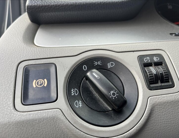 Volkswagen Passat Kombi 1,9 l 77 kw