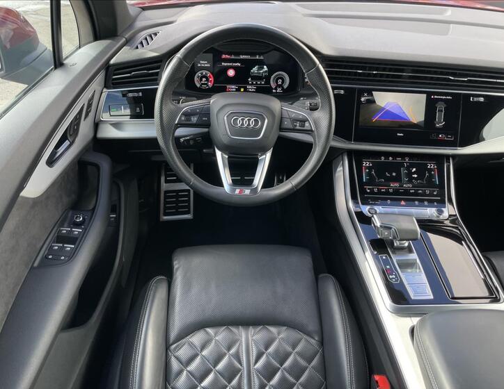 Audi Q7 7