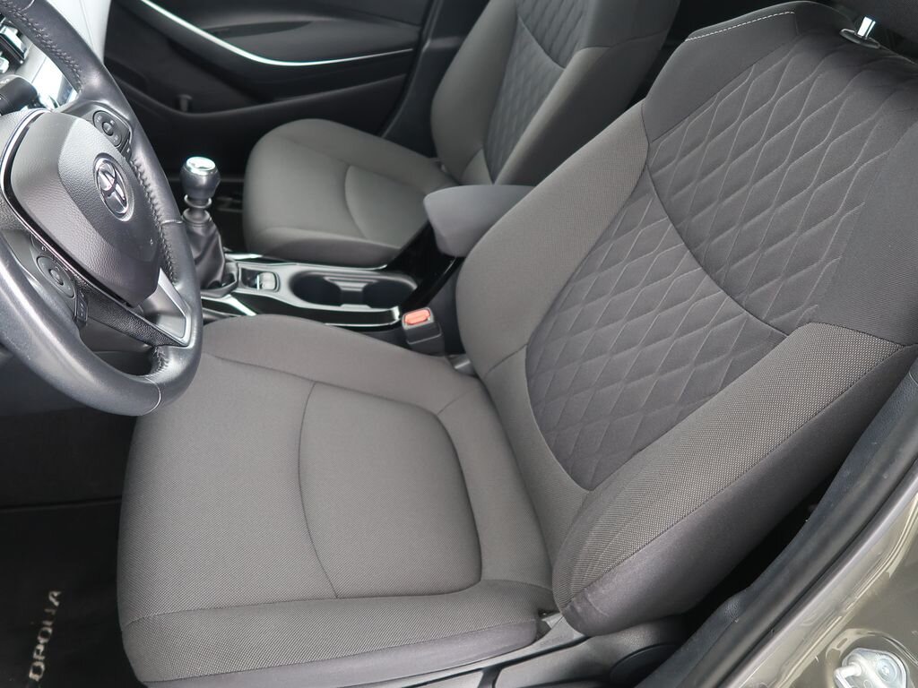 Toyota Corolla Sedan 1,5 l 92 kw