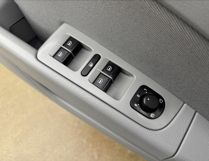 Škoda Superb Kombi 2,0 l 103 kw