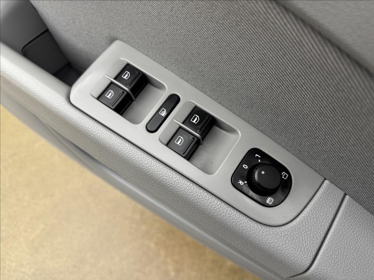 Škoda Superb Kombi 2,0 l 103 kw