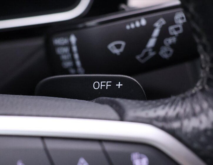 Volkswagen Passat Kombi 2,0 l 140 kw