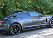 Porsche Panamera 69