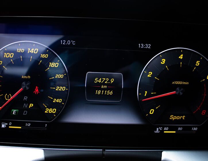 Mercedes-Benz Třídy E 13