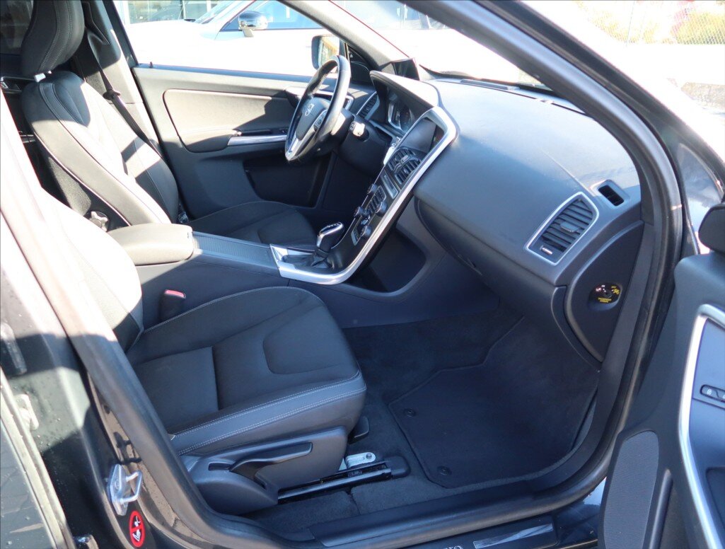 Volvo XC60 SUV 2,0 l 100 kw