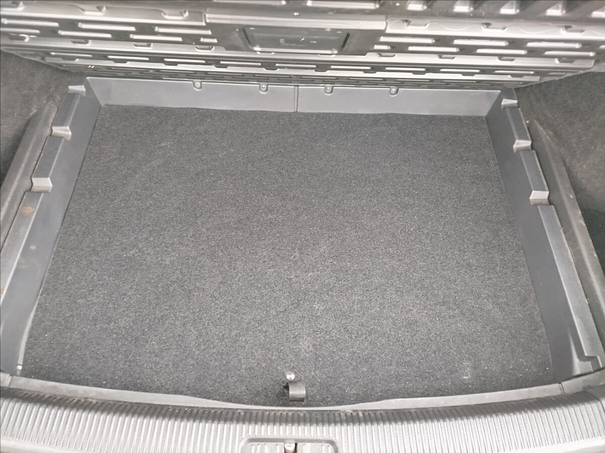 Volkswagen Golf Kombi 1,9 l 77 kw