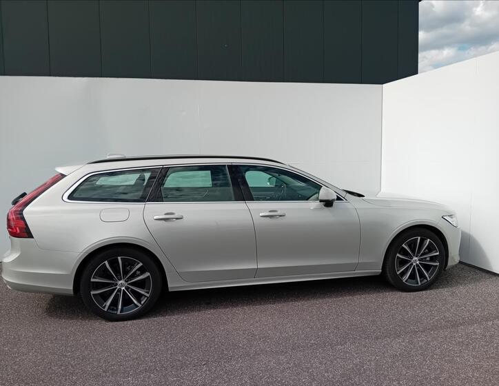 Volvo V90 3