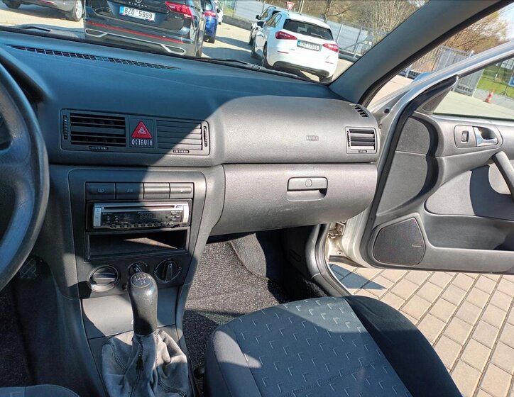 Škoda Octavia Liftback 1,9 l 81 kw