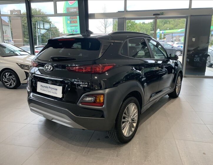 Hyundai Kona 5