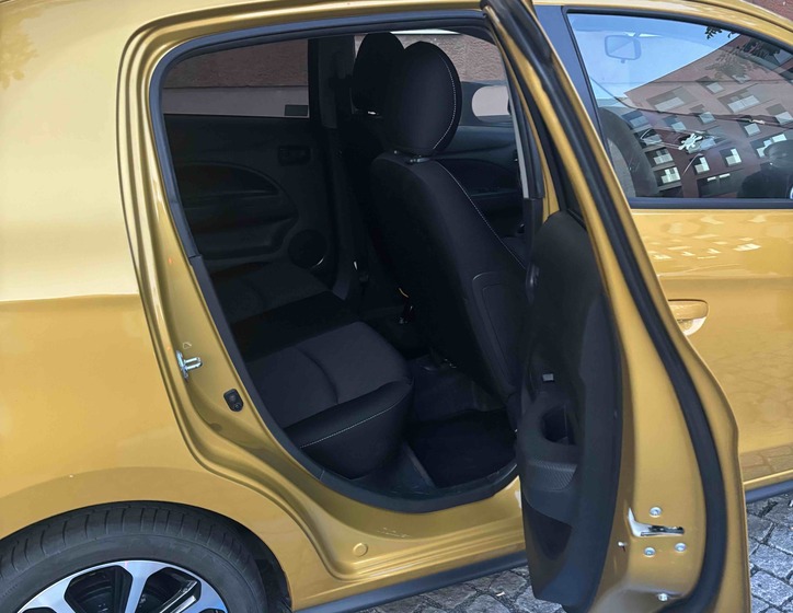 Mitsubishi Space Star 12