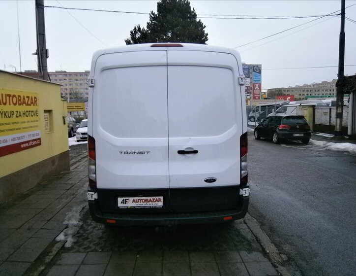 Ford Transit 5