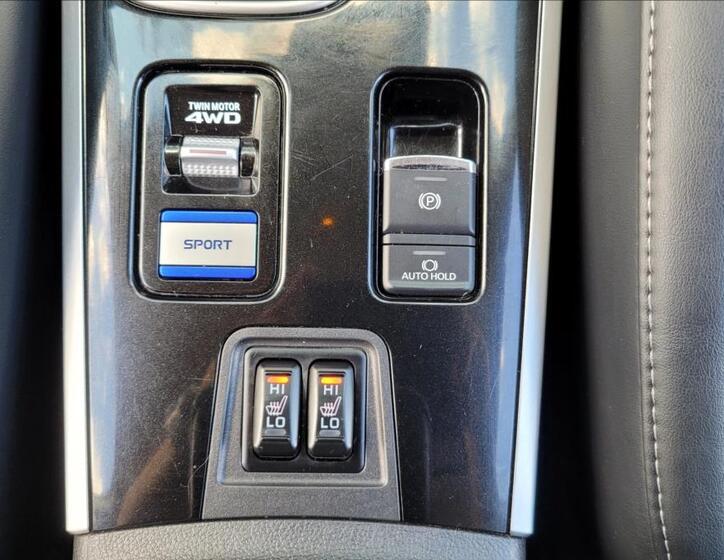 Mitsubishi Outlander 34