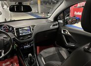 Peugeot 2008 MPV 1,2 l 60 kw