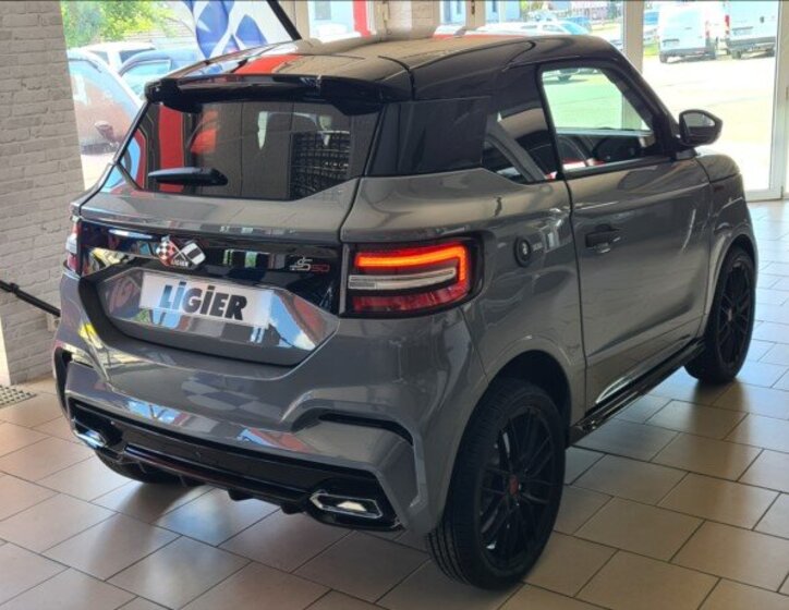 Ligier JS 50 Hatchback 499,0 6 kw