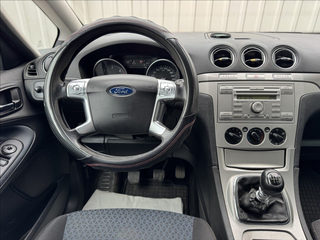 Ford S-MAX MPV 2,0 l 96 kw