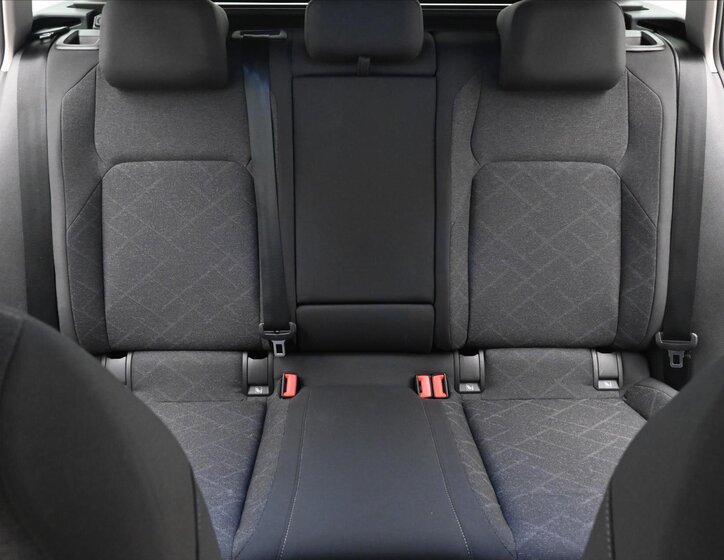 Volkswagen Golf Kombi 2,0 l 110 kw