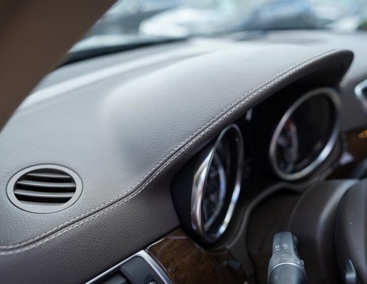 Mercedes-Benz GL SUV 4,7 l 320 kw