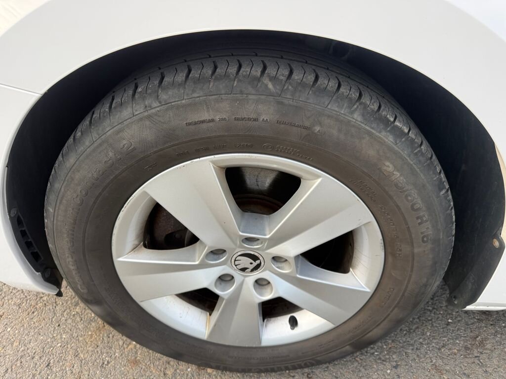 Škoda Superb Sedan / Limuzína 2,0 l 110 kw