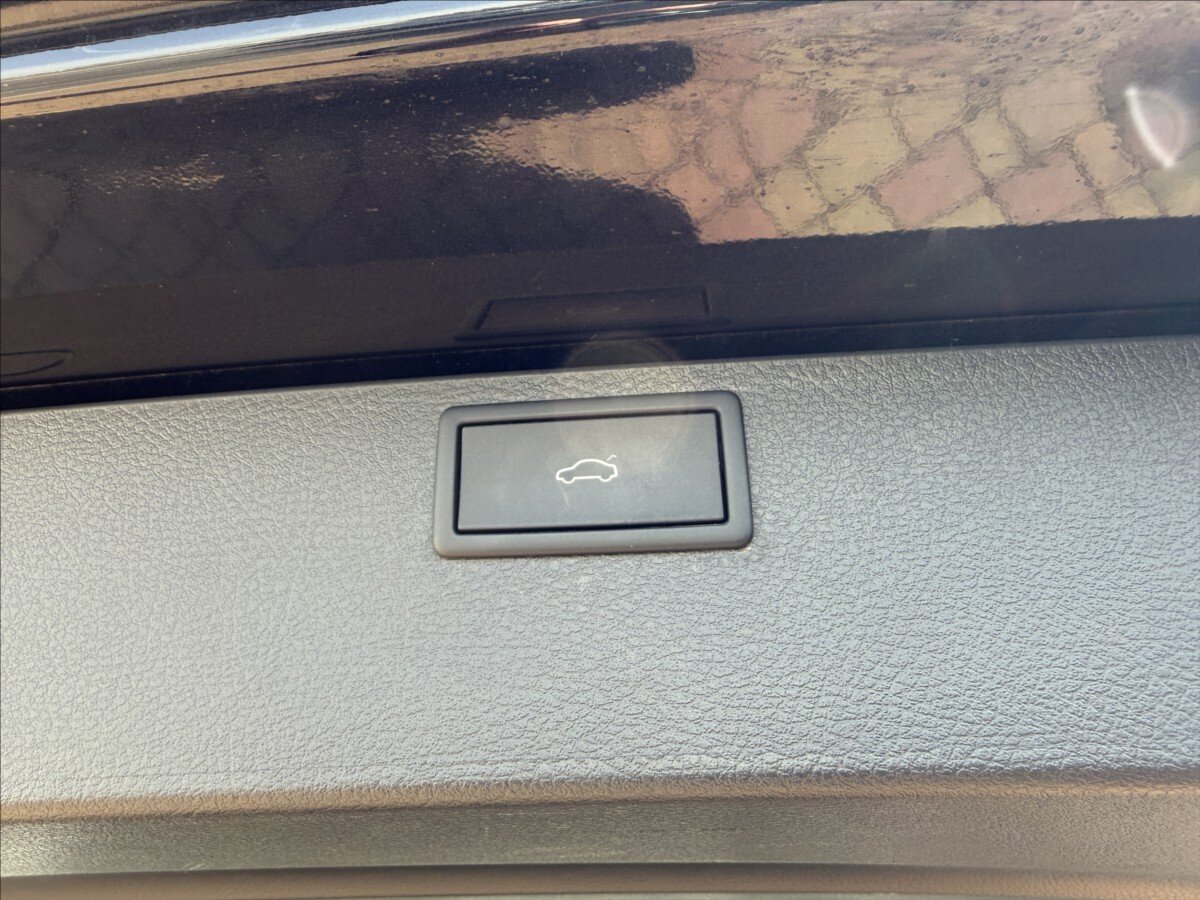 Volkswagen Multivan Ostatní 2,0 l 150 kw