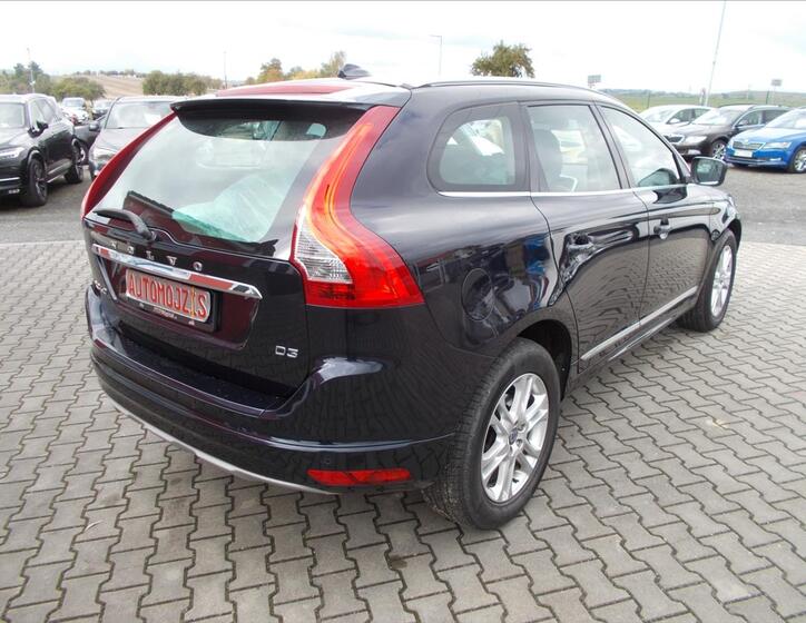 Volvo XC60 11