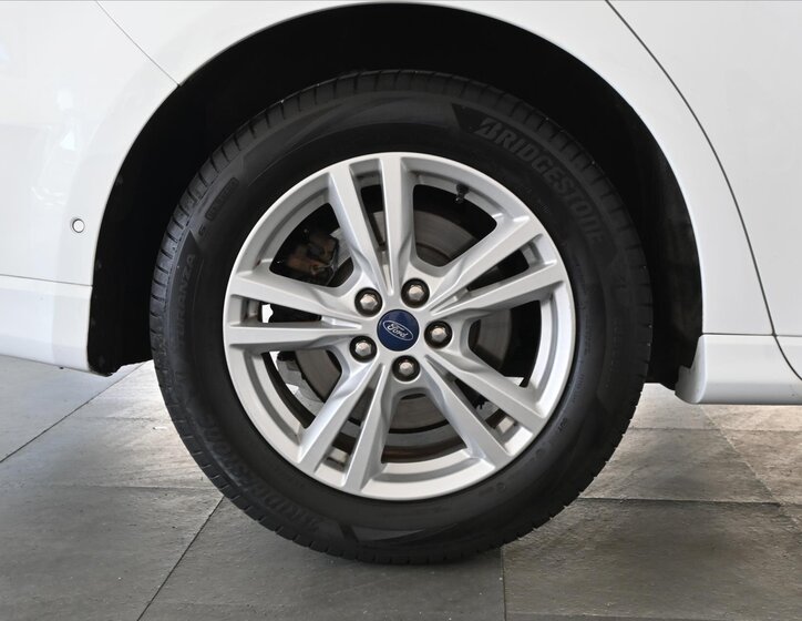 Ford S-MAX MPV 2,0 l 140 kw