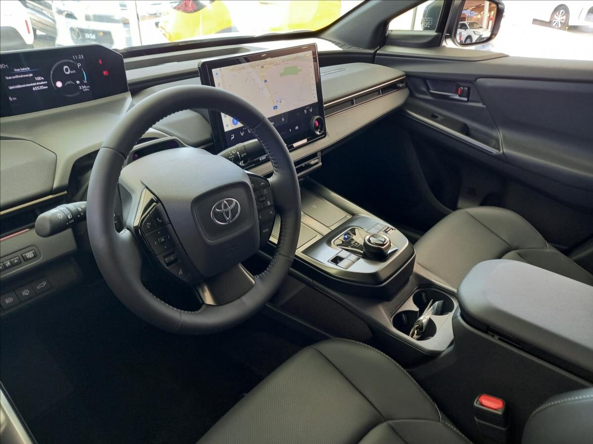 Toyota bZ4X SUV / Terénní 0,0 252 kw