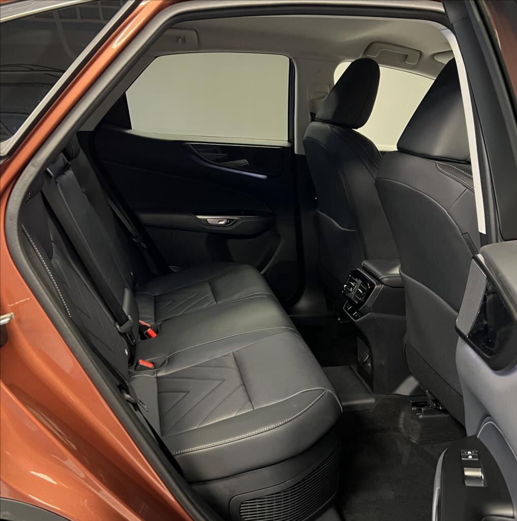 Lexus NX 450h plus SUV 2,5 l 227 kw