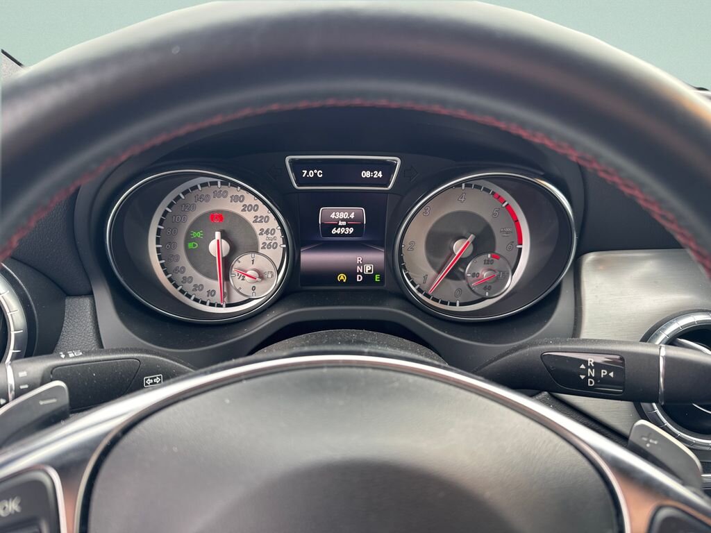 Mercedes-Benz CLA MPV 0,0 130 kw