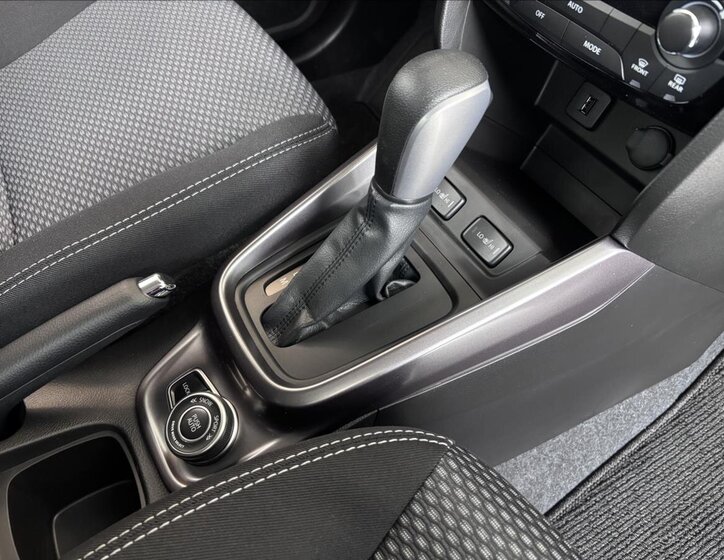 Suzuki Vitara SUV / Terénní 1,4 l 81 kw
