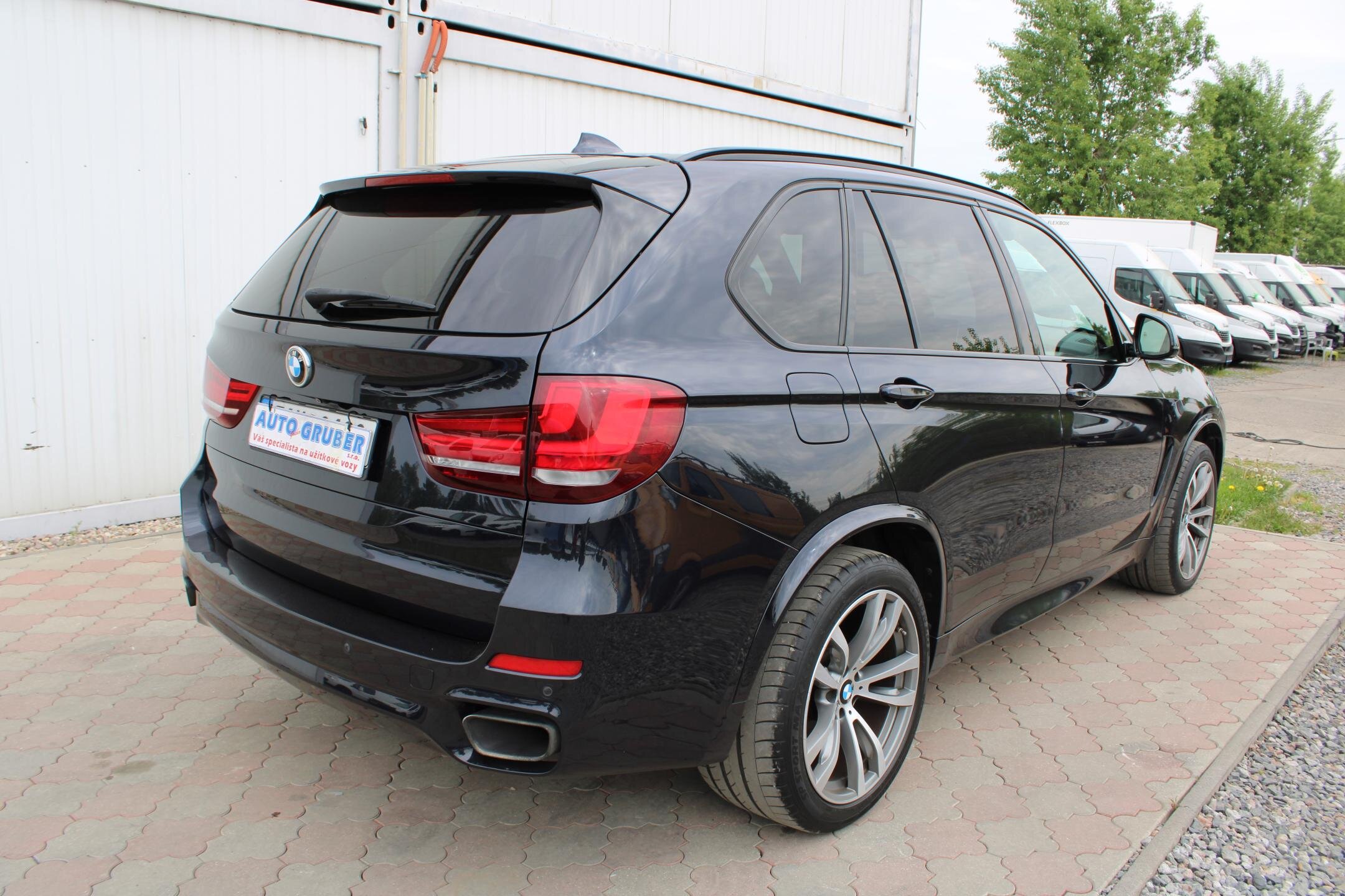 BMW X5 SUV / Terénní 3,0 l 225 kw