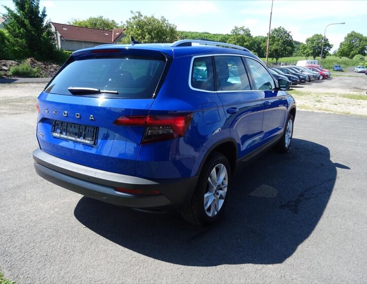 Škoda Karoq SUV 999,0 85 kw