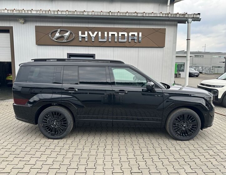 Hyundai Santa Fe SUV / Terénní 1,6 l 185 kw