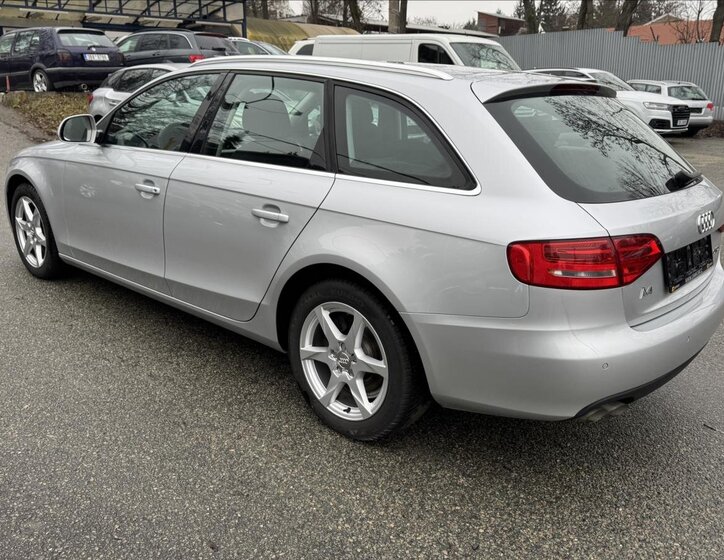 Audi A4 Kombi 2,0 l 125 kw
