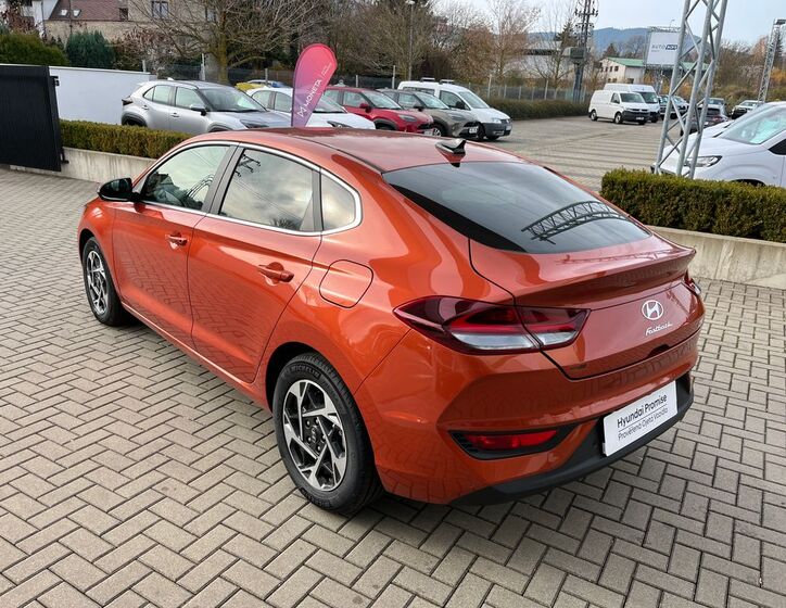 Hyundai i30 4
