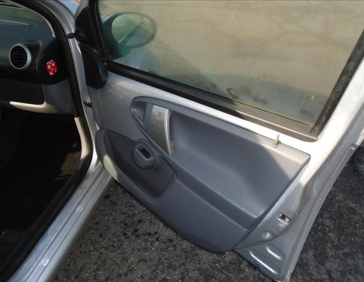 Toyota Aygo Hatchback 998,0 50 kw