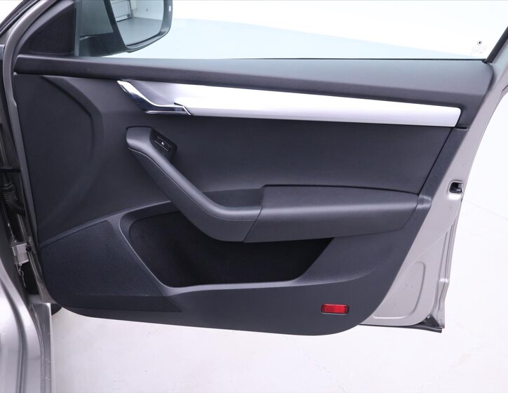 Škoda Octavia Liftback 1,4 l 110 kw