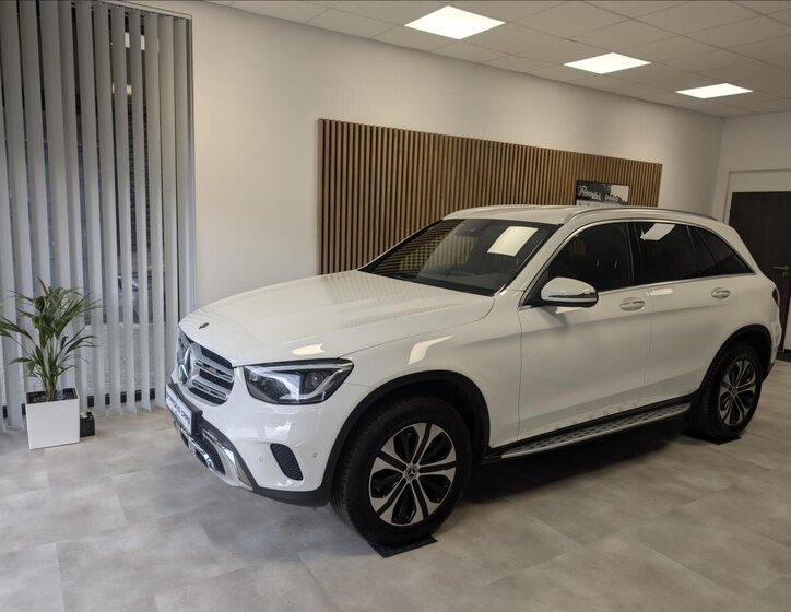 Mercedes-Benz GLC SUV 2,0 l 145 kw