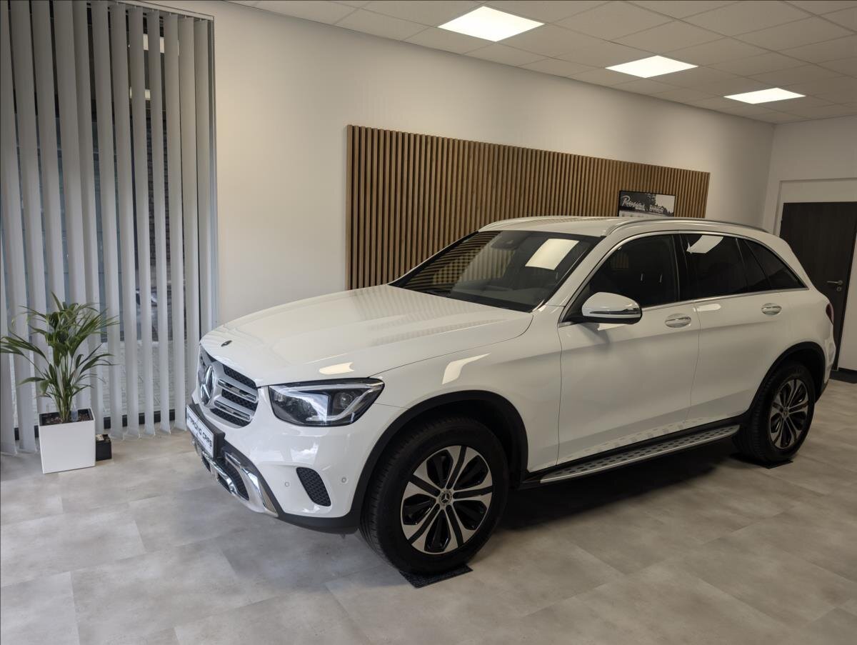 Mercedes-Benz GLC SUV 2,0 l 145 kw