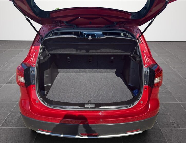 Suzuki SX4 S-Cross SUV / Terénní 1,4 l 103 kw