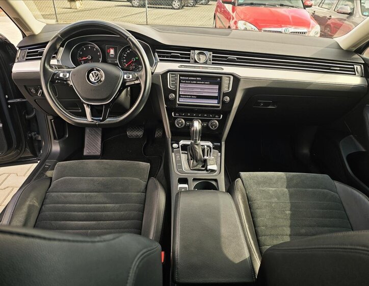 Volkswagen Passat Kombi 1,4 l 110 kw