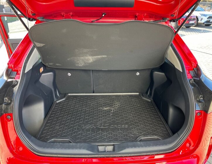 Toyota Yaris Cross SUV / Terénní 1,5 l 68 kw