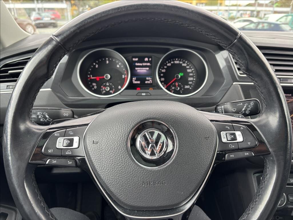 Volkswagen Tiguan SUV / Terénní 2,0 l 140 kw