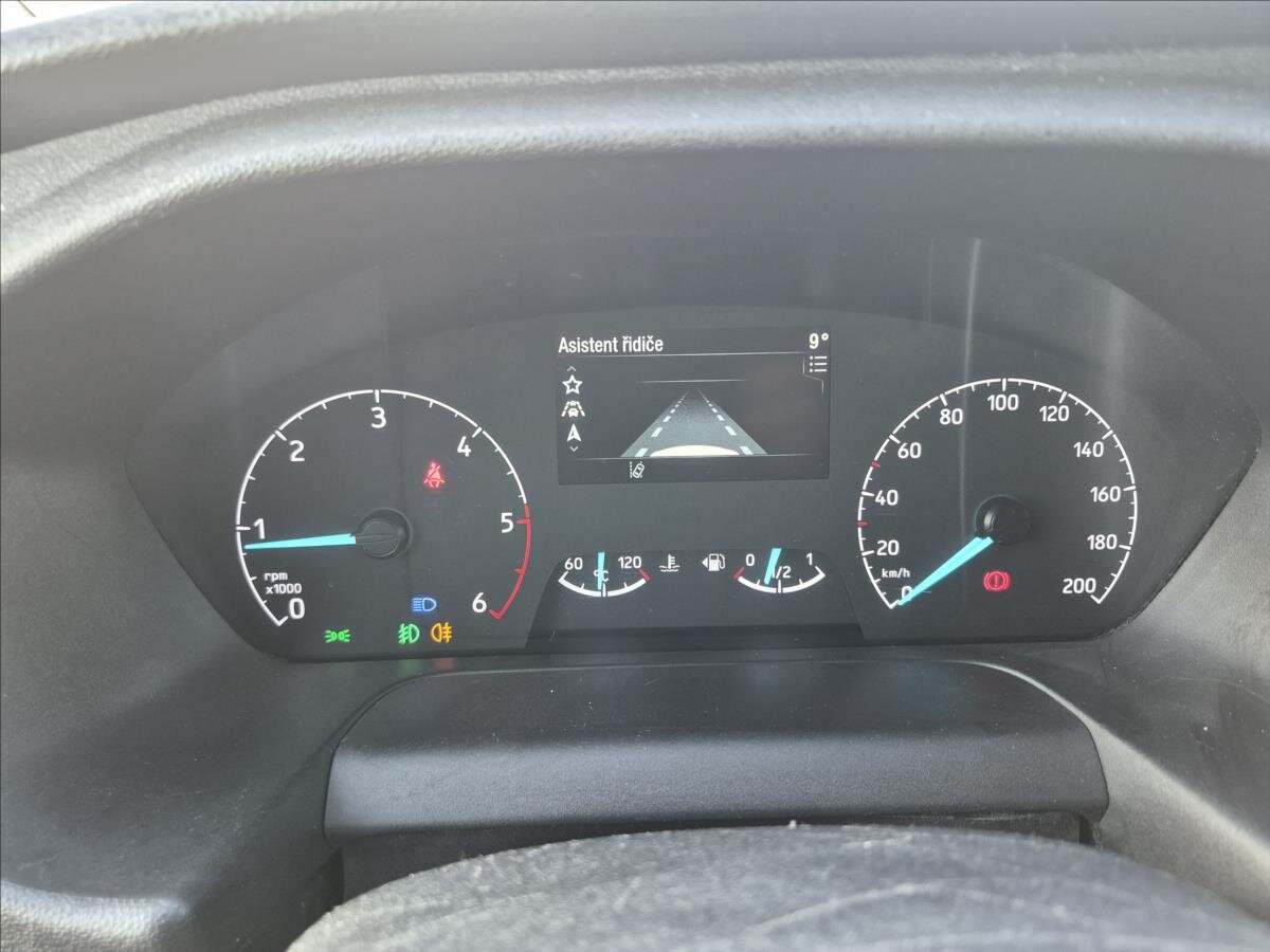 Ford Tourneo Custom MPV 2,0 l 96 kw