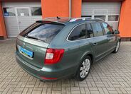 Škoda Superb 2